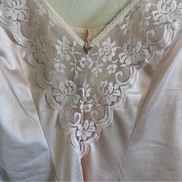 Vintage Light Pink Satin Camisole. - Picture 3 of 6